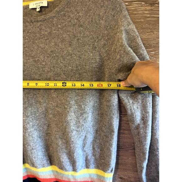 J. Society 100% Cashmere Sweater Sz medium Grey Preppy Stripped Crew Neck - Picture 4 of 7